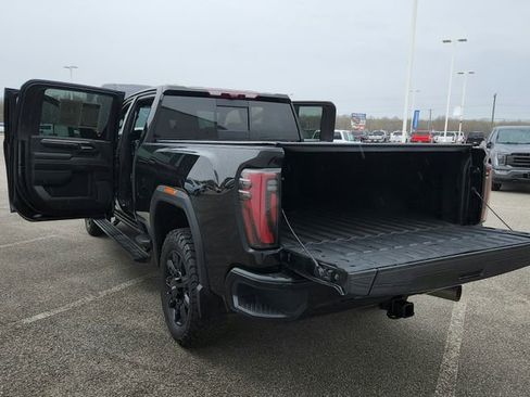 Used 2024 GMC Sierra 2500 AT4 w/ Technology Package image 15