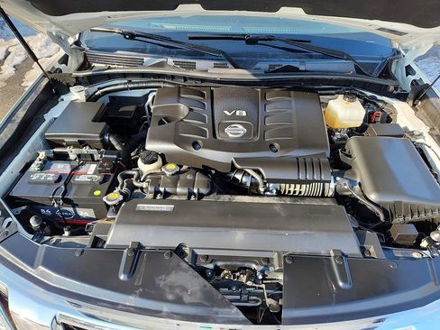 Used 2020 Nissan Armada Platinum w/ Captain's Chairs Package image 28