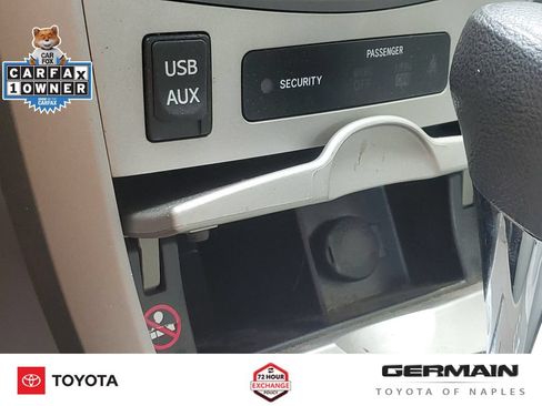 Used 2013 Toyota Corolla LE w/ Premium Pkg FWD image 32