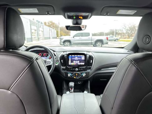 Certified 2023 Chevrolet Traverse RS image 20