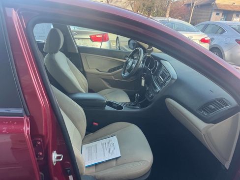 Used 2014 Kia Optima LX image 21