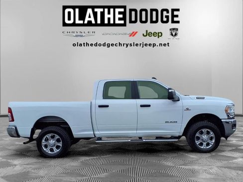 Used 2024 RAM 2500 Big Horn image 28