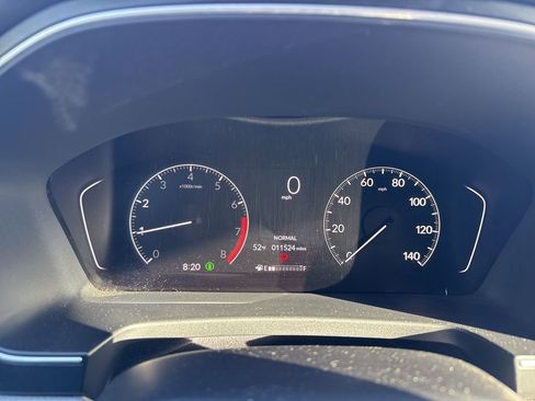 Used 2025 Honda Pilot EX-L image 10