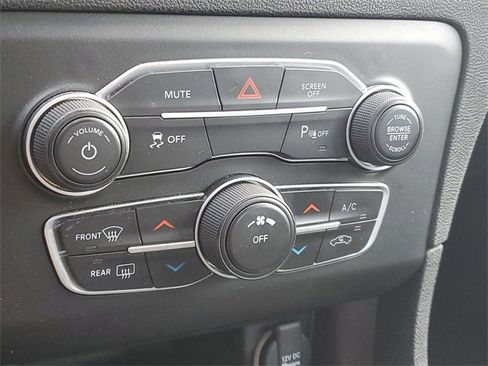 Certified 2023 Dodge Charger SXT image 26