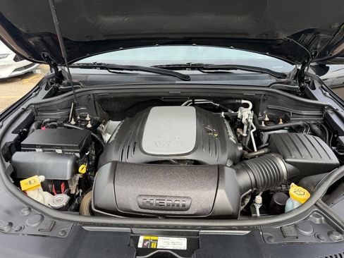 Used 2018 Dodge Durango R/T w/ Technology Group AWD/4WD image 9