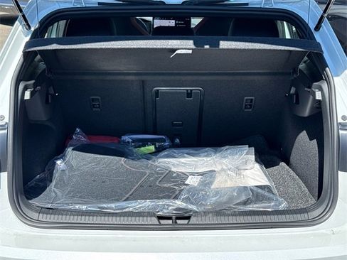 New 2025 Volkswagen GTI SE image 10