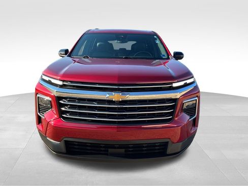 Used 2026 Chevrolet Traverse LT AWD/4WD image 9