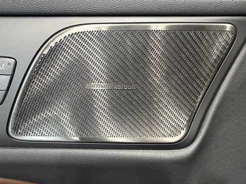 New 2026 Volvo V60 B5 Cross Country Plus w/ Climate Package image 13