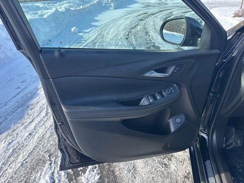 Used 2021 Buick Encore GX Select w/ Experience Buick Package image 15