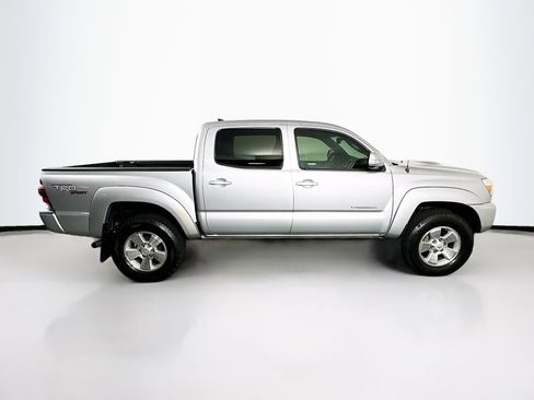 Used 2013 Toyota Tacoma PreRunner w/ TRD Sport Pkg image 10