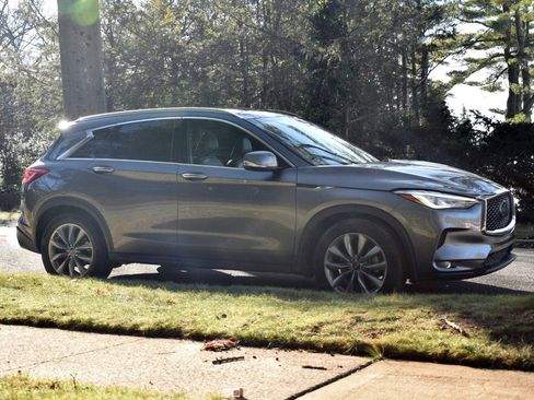 Used 2021 INFINITI QX50 Luxe image 10