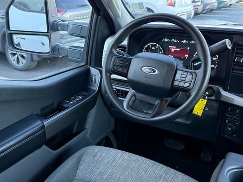 Used 2025 Ford F250 XLT AWD/4WD image 11