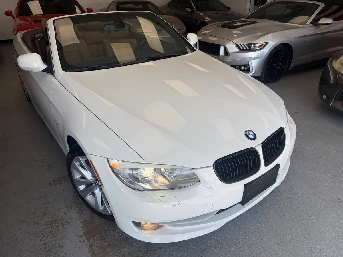 Used 2013 BMW 328i Convertible RWD image 12