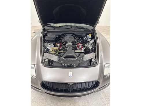 Used 2010 Maserati Quattroporte S image 10