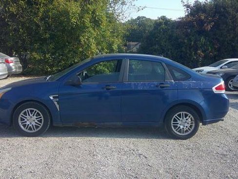Used 2008 Ford Focus SE image 9
