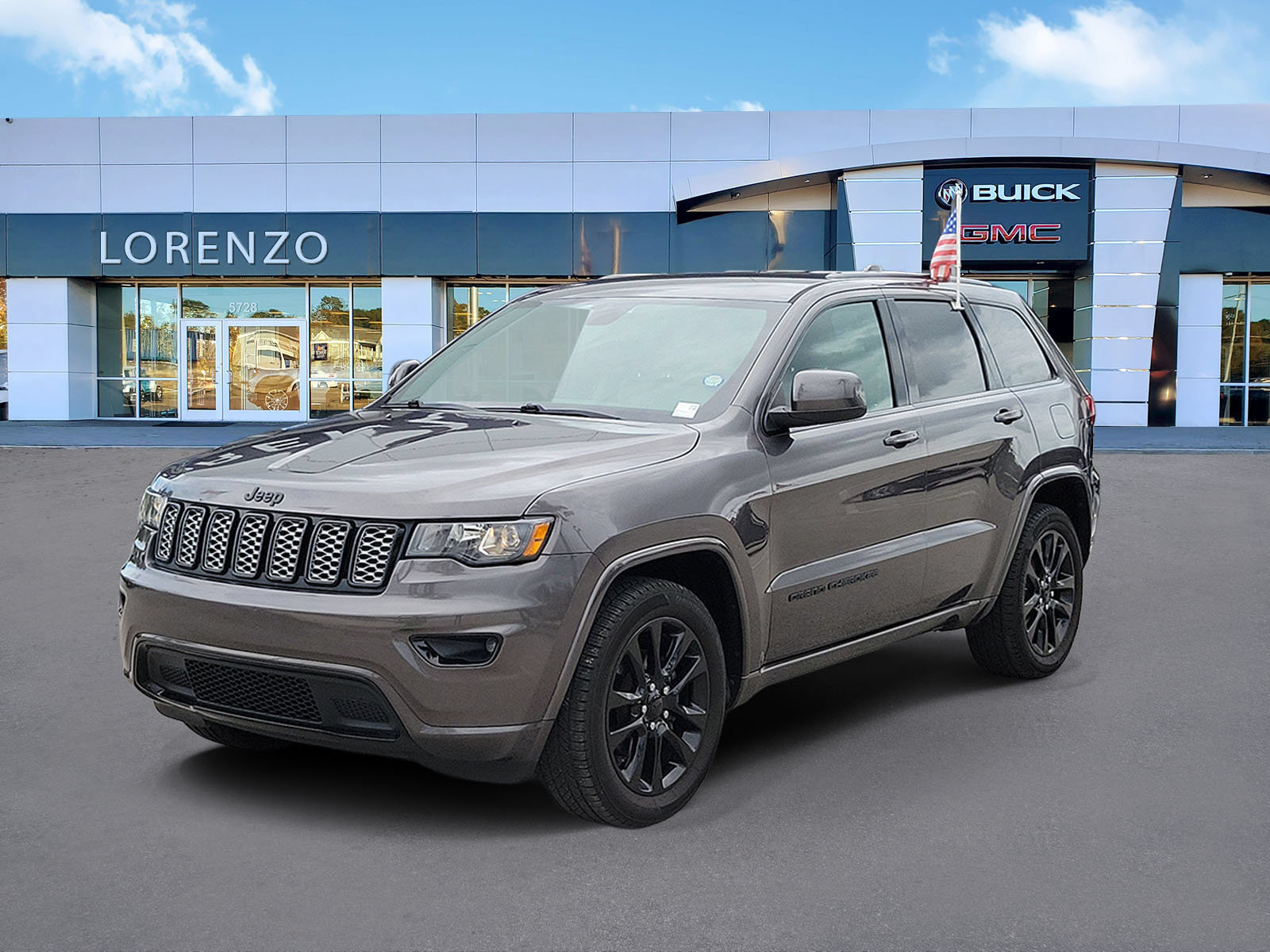 Used 2019 Jeep Grand Cherokee Altitude RWD image 1