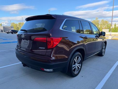 Used 2017 Honda Pilot EX-L image 4