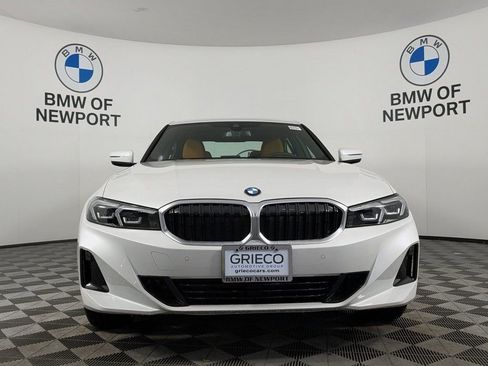 New 2026 BMW 330i xDrive Sedan w/ Premium Package AWD/4WD image 4