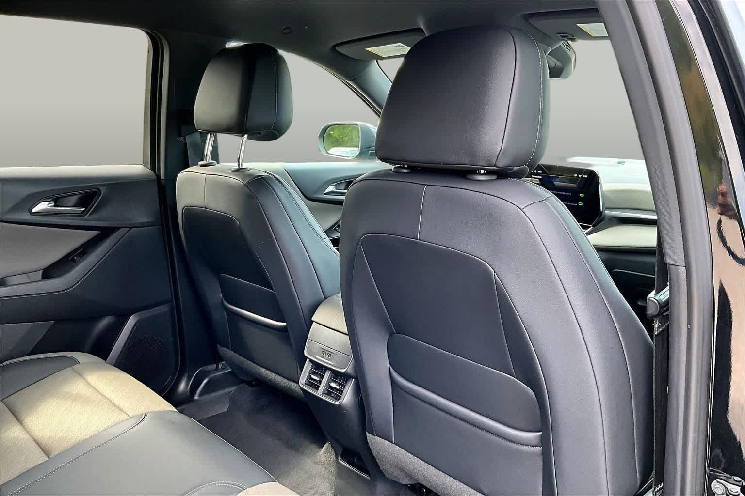 Used 2026 Chevrolet Equinox LT w/ Convenience Package II FWD image 20