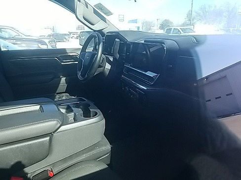 Certified 2023 Chevrolet Silverado 1500 LT image 26
