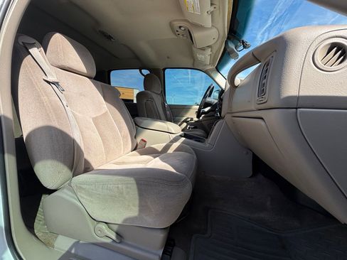 Used 2004 GMC Sierra 2500 SLE w/ Heavy-Duty Power Package AWD/4WD image 22
