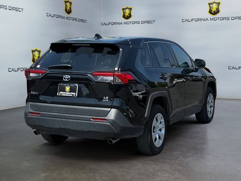 Used 2024 Toyota RAV4 LE image 5