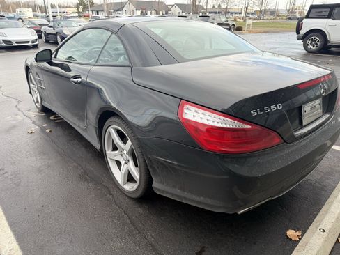 Used 2014 Mercedes-Benz SL 550 image 4