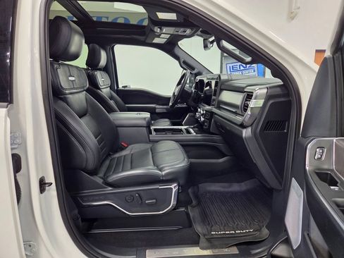 Used 2025 Ford F250 Platinum AWD/4WD image 16