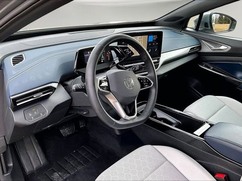 Used 2024 Volkswagen ID.4 S image 17