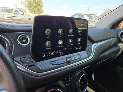 Used 2023 Chevrolet Blazer LT image 16