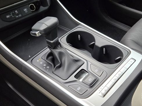 New 2026 Kia Carnival FWD image 15