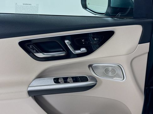 New 2026 Mercedes-Benz GLC 300 image 19