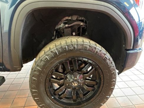 Used 2019 GMC Sierra 1500 AT4 w/ Off Road Performance Package AWD/4WD image 30