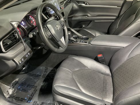 Used 2024 Toyota Camry XSE image 23