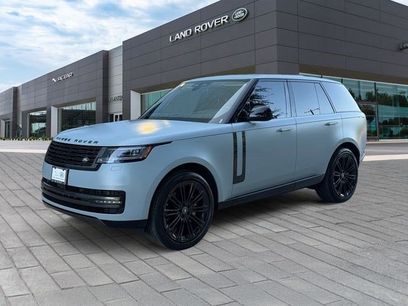 Used 2025 Land Rover Range Rover SE
