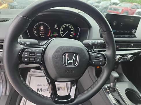 Used 2025 Honda Civic Sport image 12