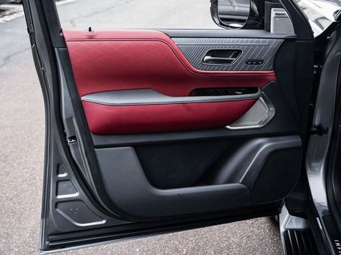 New 2026 INFINITI QX80 Autograph image 12