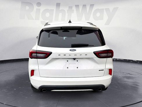 Used 2023 Ford Escape ST-Line Select image 4