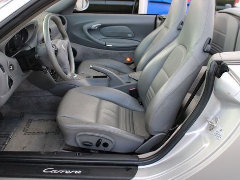 Used 2003 Porsche 911 Cabriolet image 26