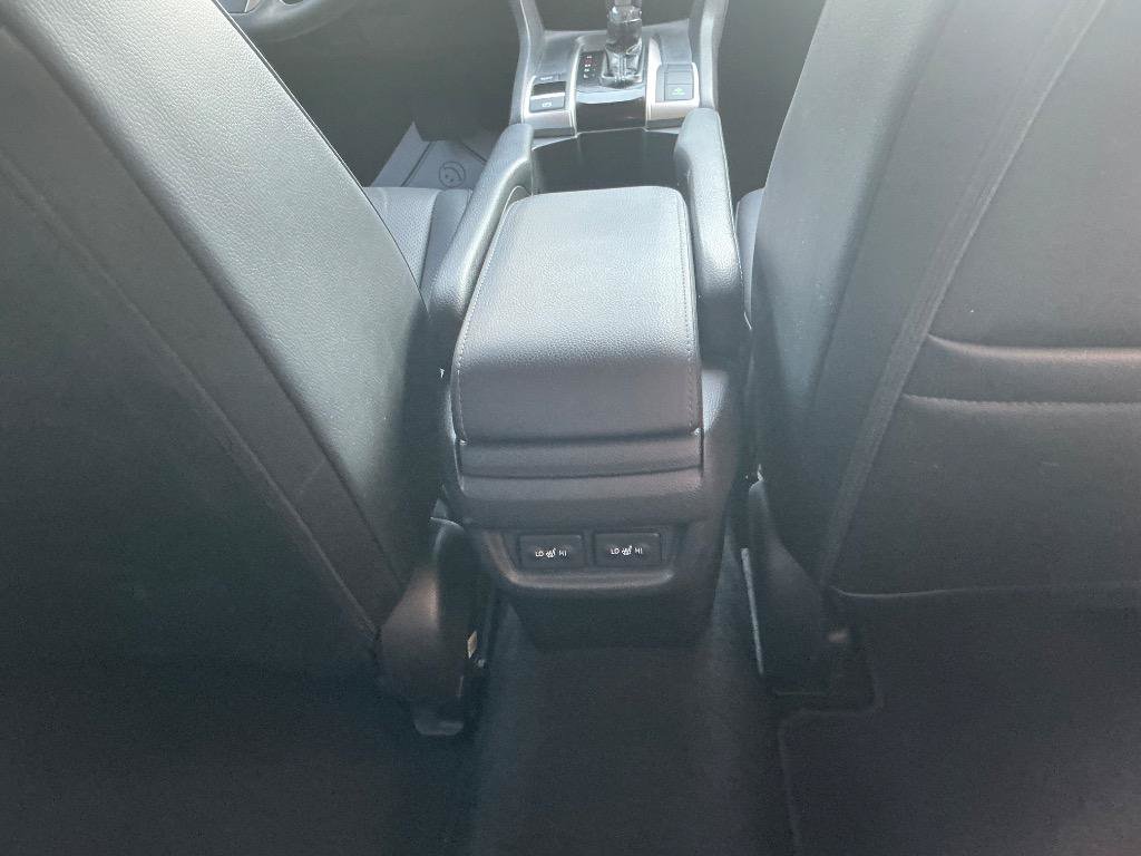 Used 2017 Honda Civic Touring image 11