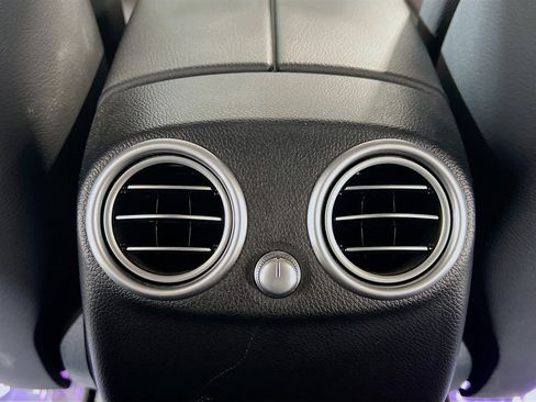 Used 2022 Mercedes-Benz GLC 300 image 17