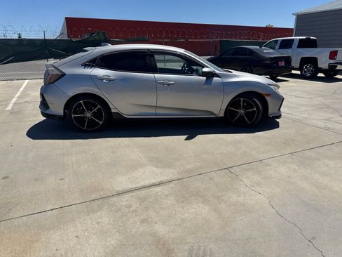 Used 2020 Honda Civic Sport image 3