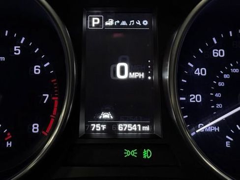 Used 2019 Hyundai Santa Fe XL FWD image 16