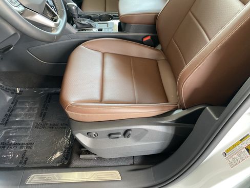 Certified 2023 Volkswagen Atlas SE w/ Panoramic Sunroof Package FWD image 13