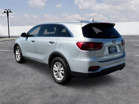 Used 2019 Kia Sorento AWD w/ Option Group 020 image 3