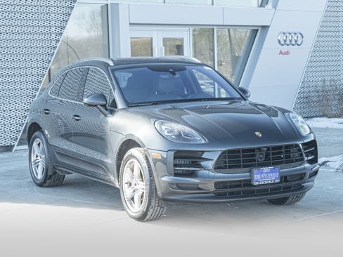 Used 2019 Porsche Macan S image 2