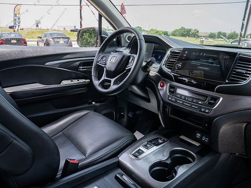 Used 2021 Honda Pilot Special Edition image 20