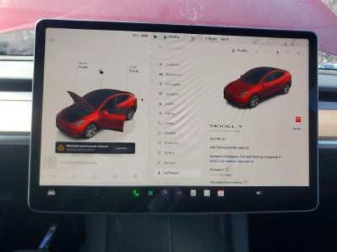 Used 2024 Tesla Model Y 2WD image 8