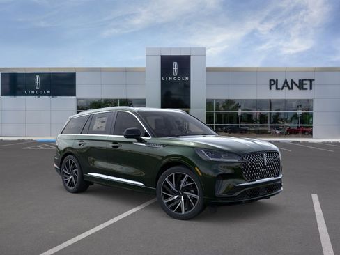 New 2026 Lincoln Aviator Black Label w/ Dynamic Handling Package AWD/4WD image 7