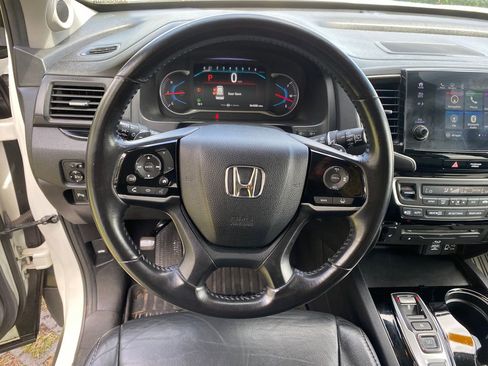 Used 2019 Honda Pilot Touring image 14
